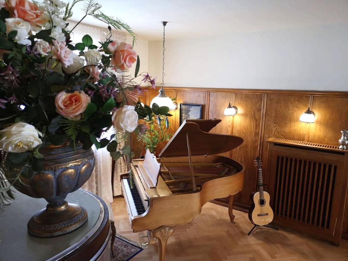Hotel Adler Sankt Georgen im Schwarzwald Eksteriør billede
